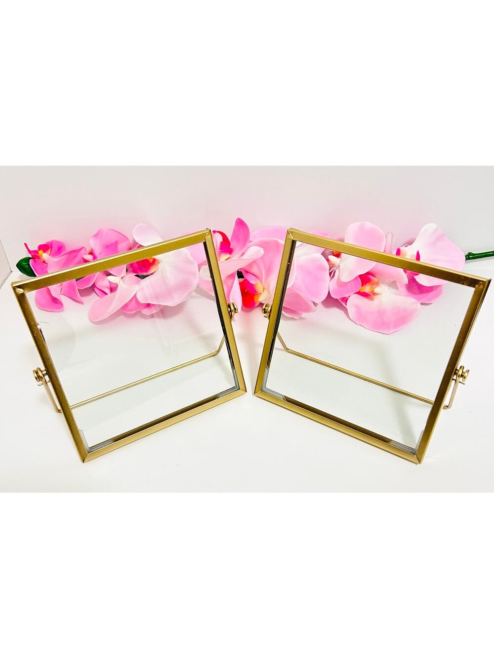 Set of 2 Gold Floating Glass Easel Frames 6x6